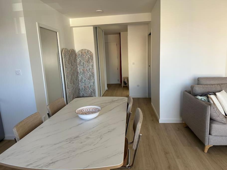 Tres Bel Appartement Neuf - Parking Et Terrasse Біскарросс Екстер'єр фото